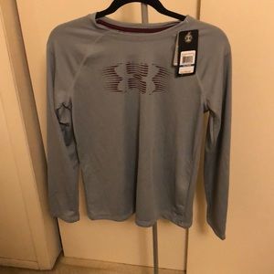 New!! Under Armour long sleeve shirt!!